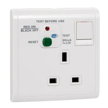 [E8215DRC] Schneider 13A 250V 1 Gang Double Pole Switched RCD Socket